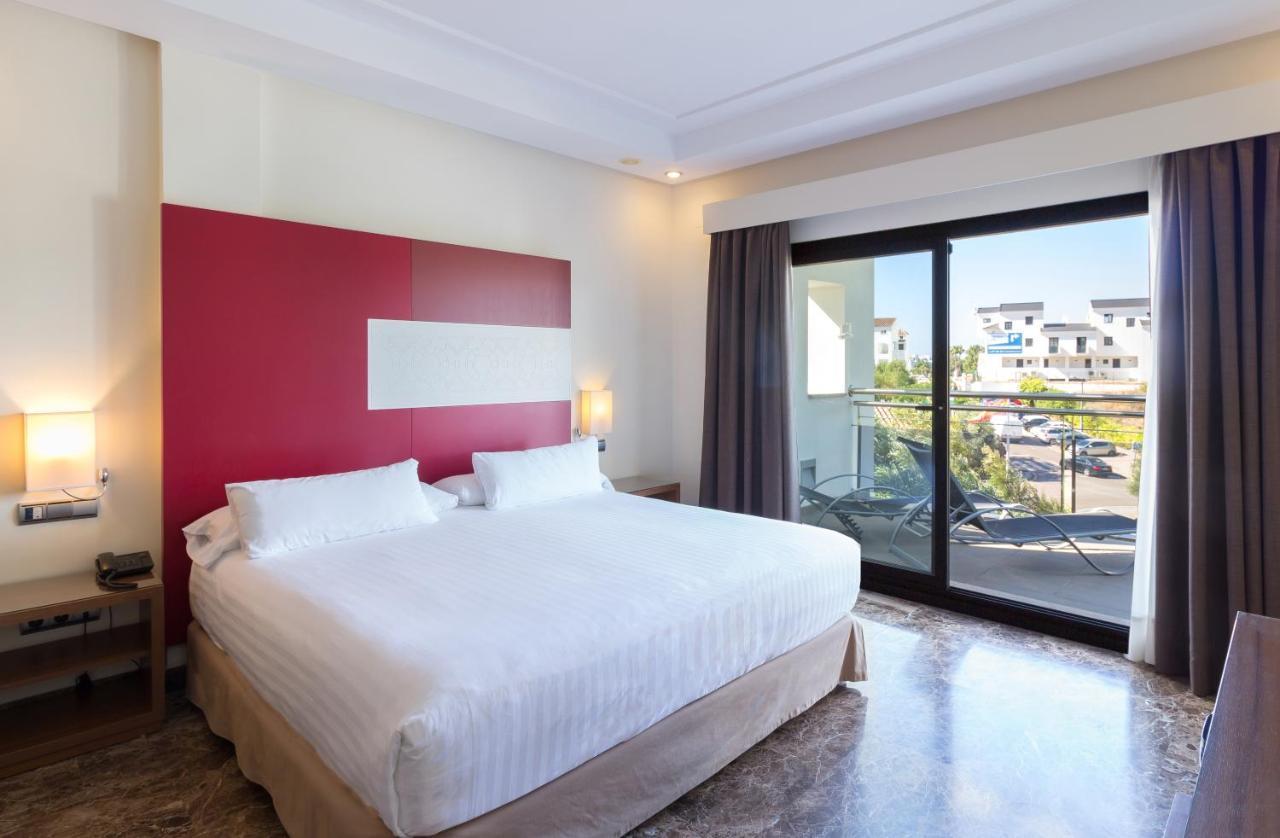 Estepona Hotel & Spa Resort Room photo
