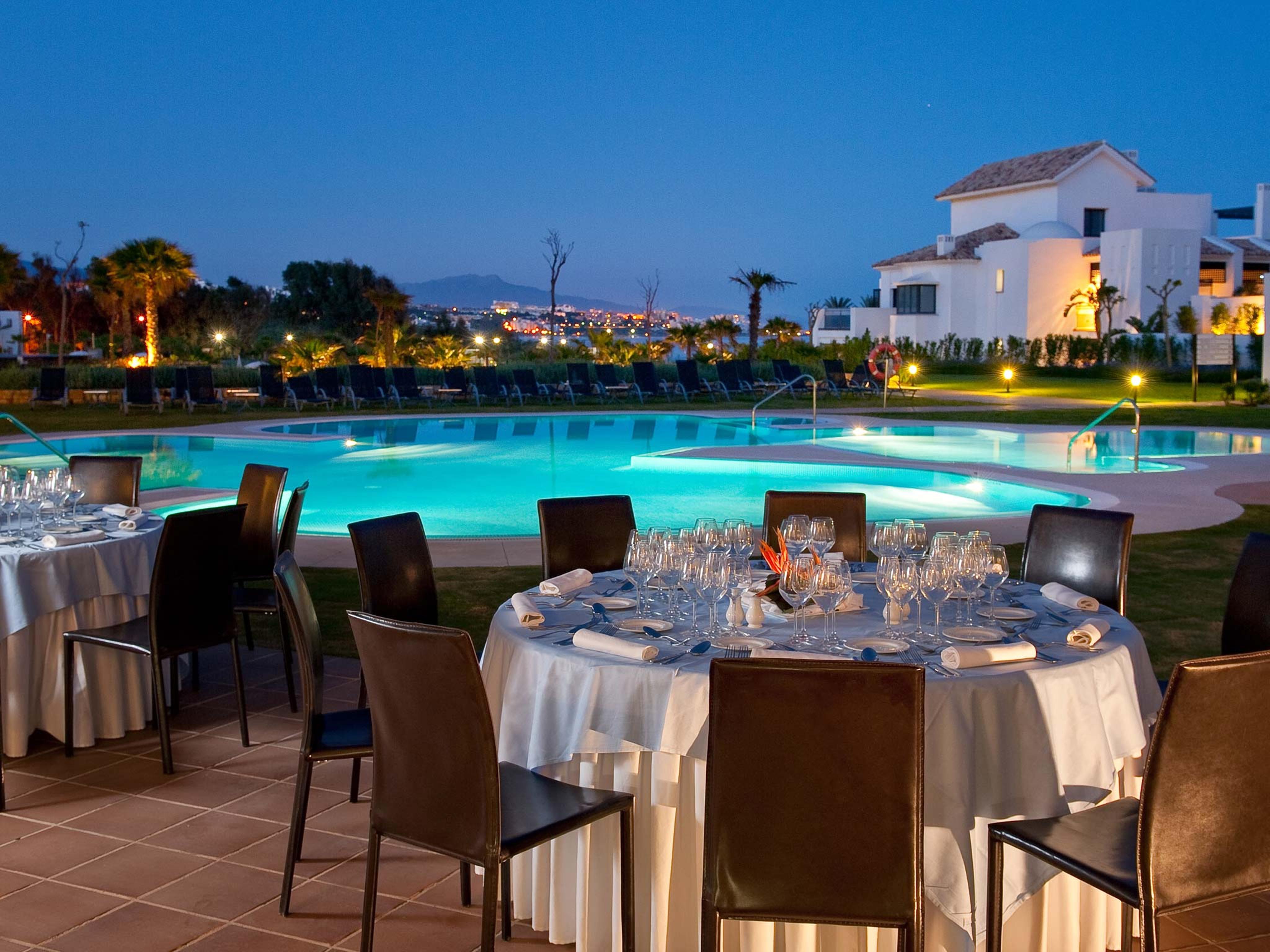 Estepona Hotel & Spa Resort Exterior photo